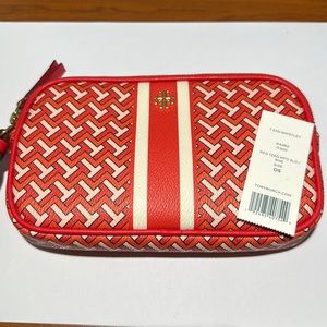 Tory Burch Wristlet pouch.
